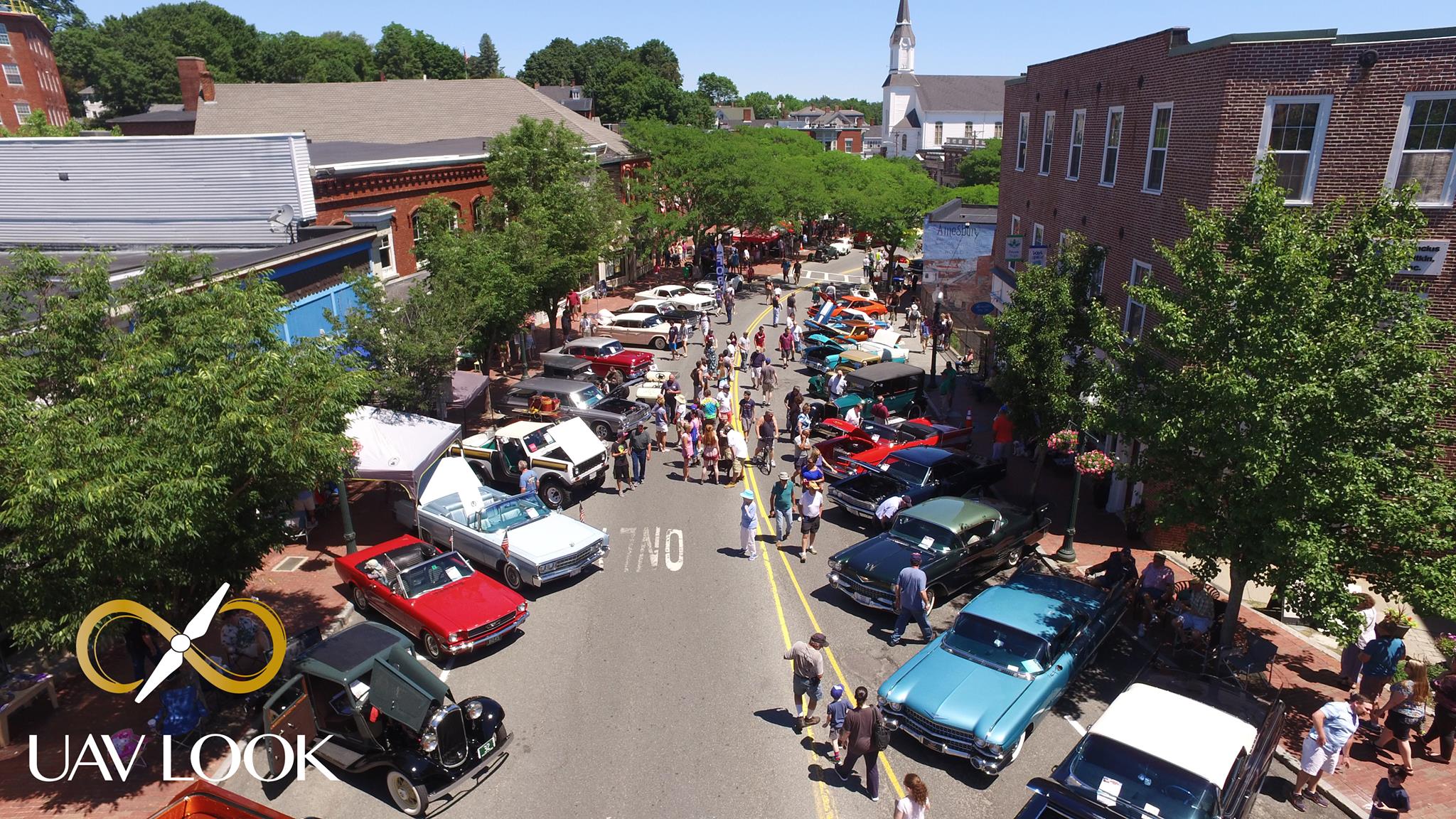MA Amesbury Carriagetown Car Show