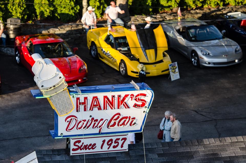 CT Plainfield Hanks Dairy Bar Cruise Nights