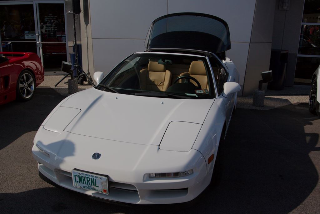 Sunnyside Acura Exotic Car Show!