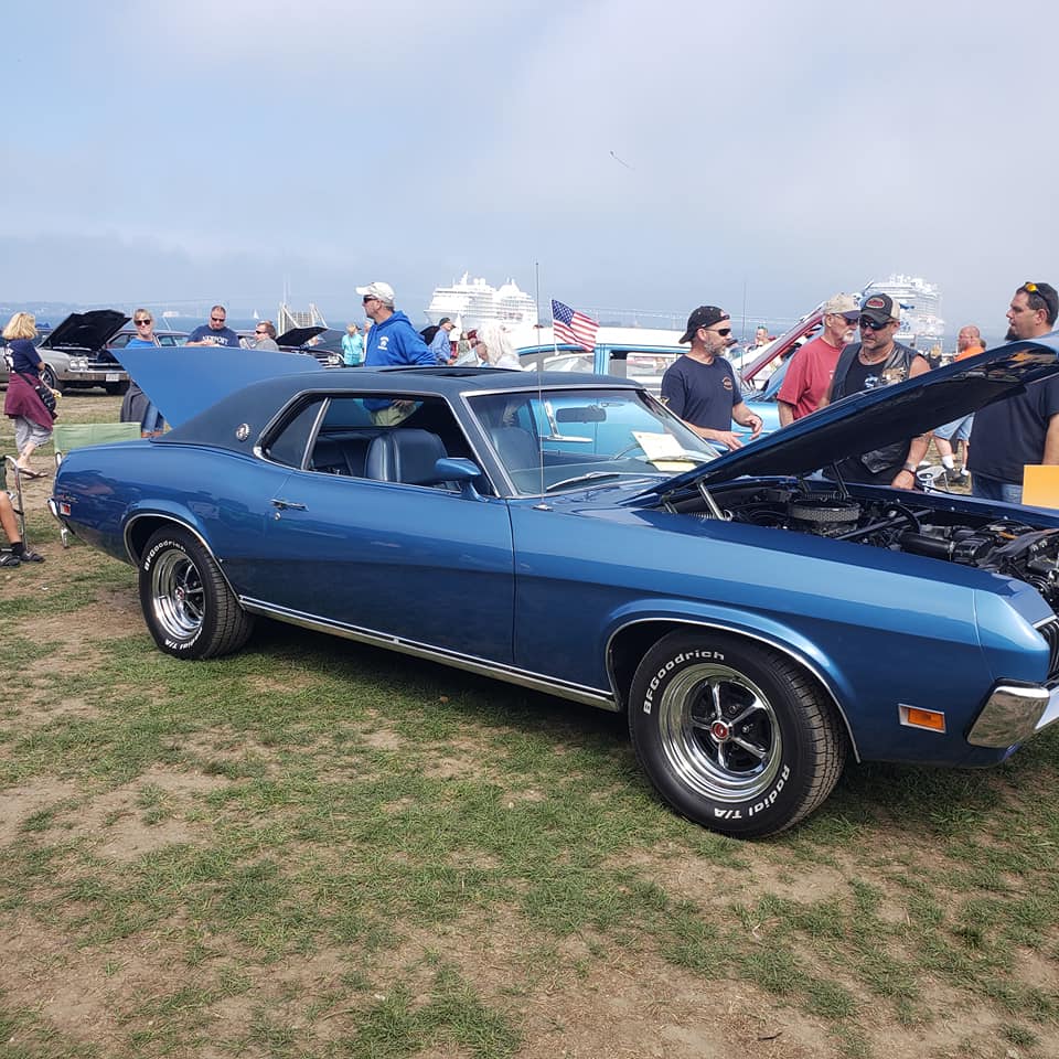 RI Newport Annual Middletown Rotary Car Show at the Fort