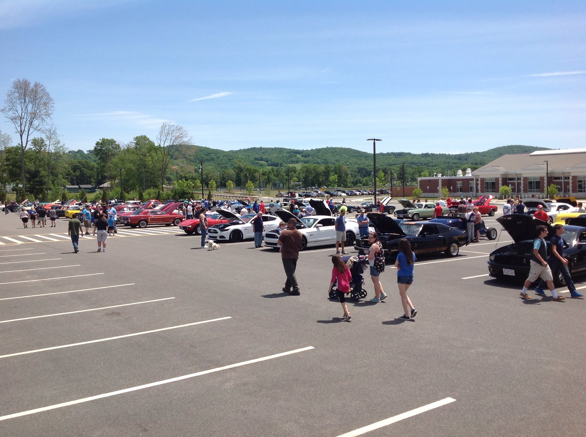 MA Wilbraham Annual Minnechaug Car Truck & Bike Show